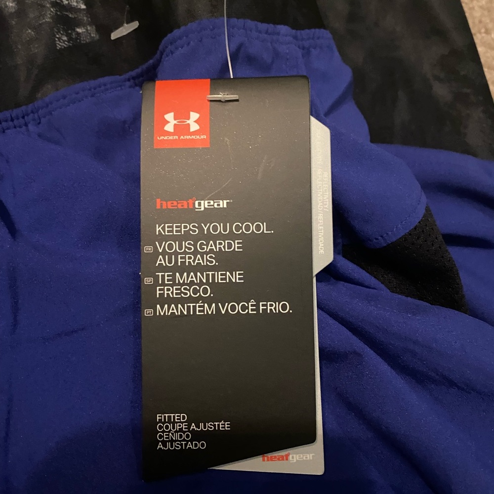 New with tags men's large Under Armour shorts - Picture 3 of 4